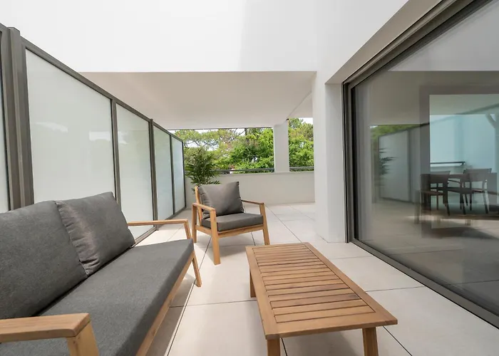 Flambant Neuf Au Coeur De La Palmyre, A Pied ! *