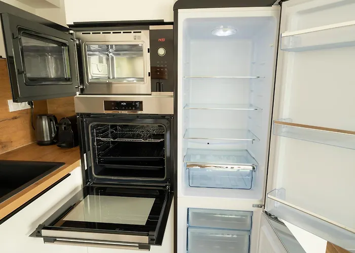 Flambant Neuf Au Coeur De La Palmyre, A Pied ! *